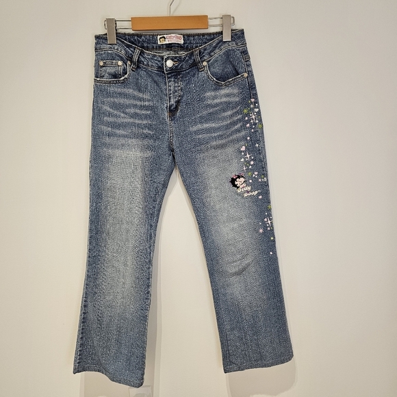 Vintage Betty Boop Brand Jeans ♥️ - Picture 3 of 9